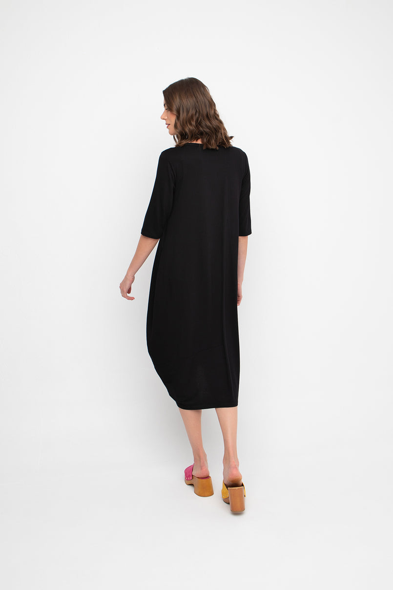 OZAI N KU Jersey Cocoon Midi Dress